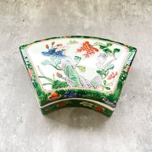 Vtg Hong Horizon Porcelain Hand Painted HK Jewelry Vanity Box Chinese Fan Shape